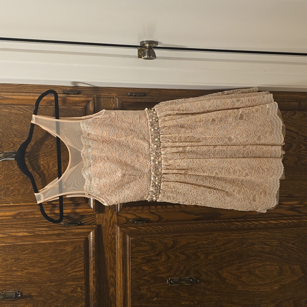 Lovely Ivory Lace Party Dress, size 7